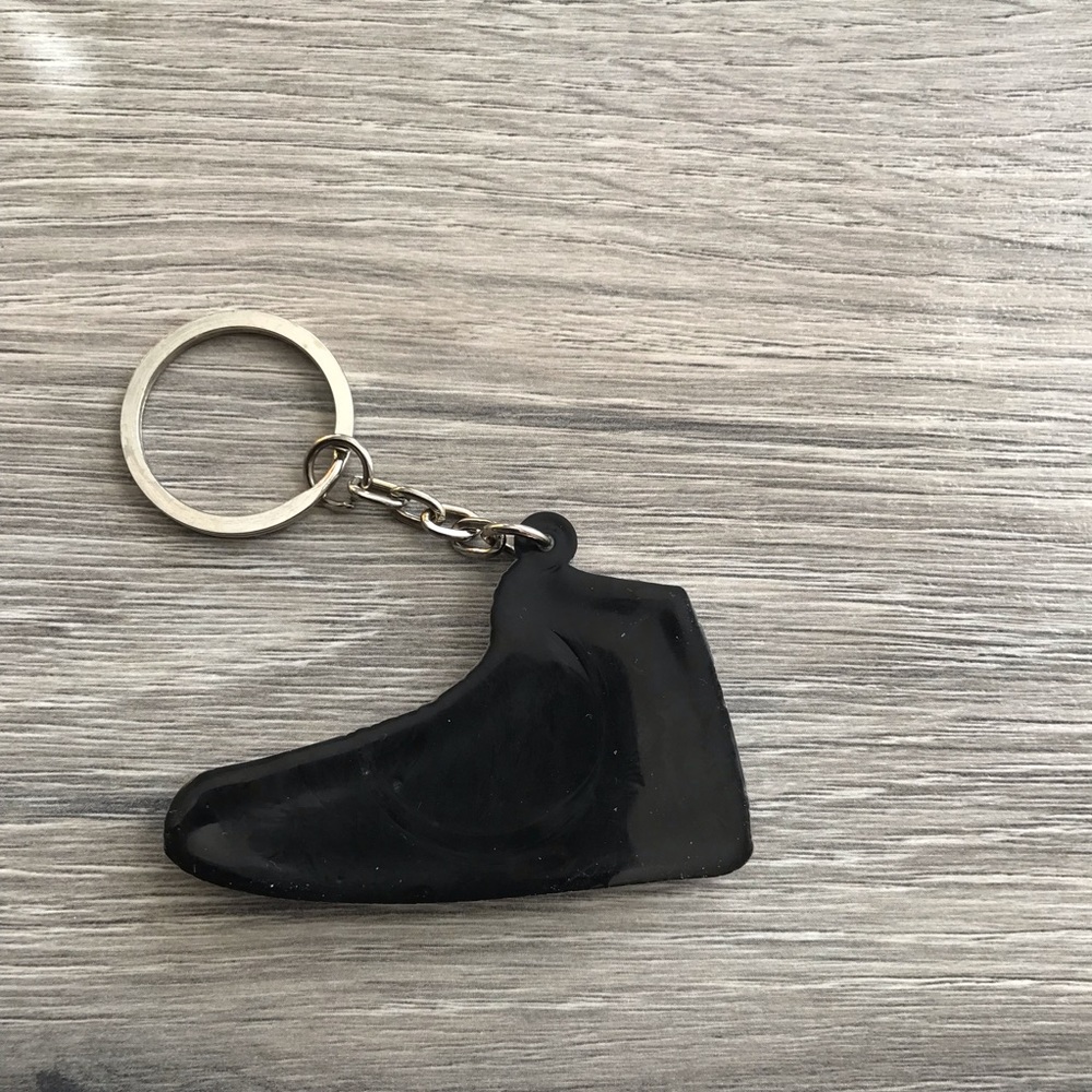 Nike Air Jordan Shoe KeyChain - Picture 5 of 5